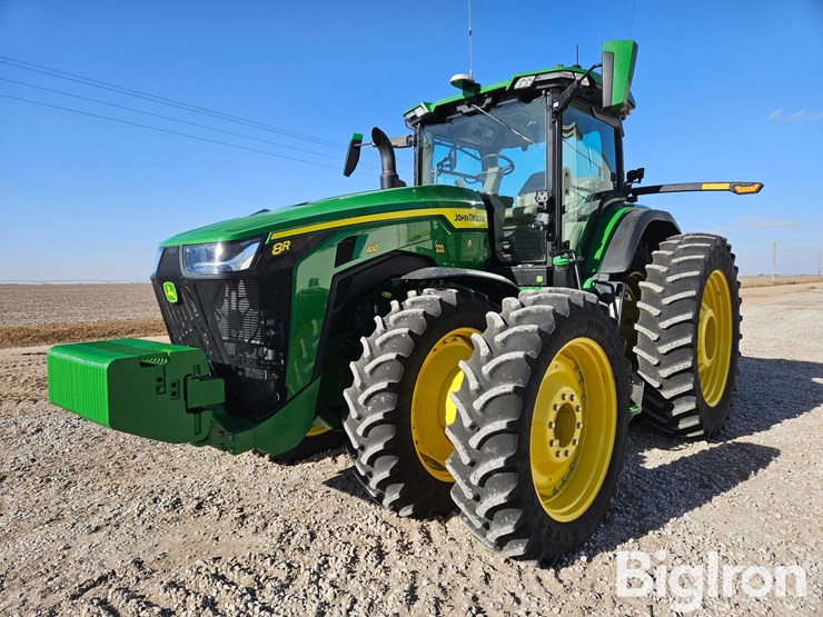 2022-john-deere-8r-410-image-1