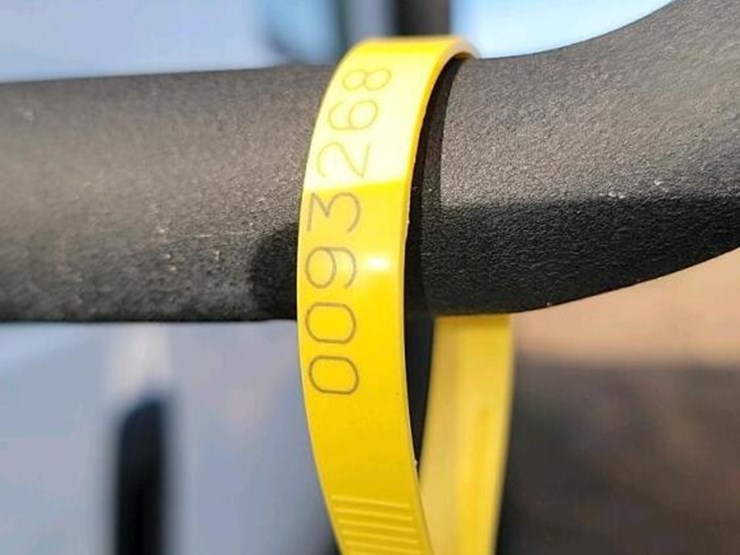 2006-international-durastar-4300-image-23