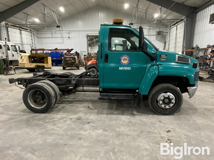 2003-gmc-topkick-image-4