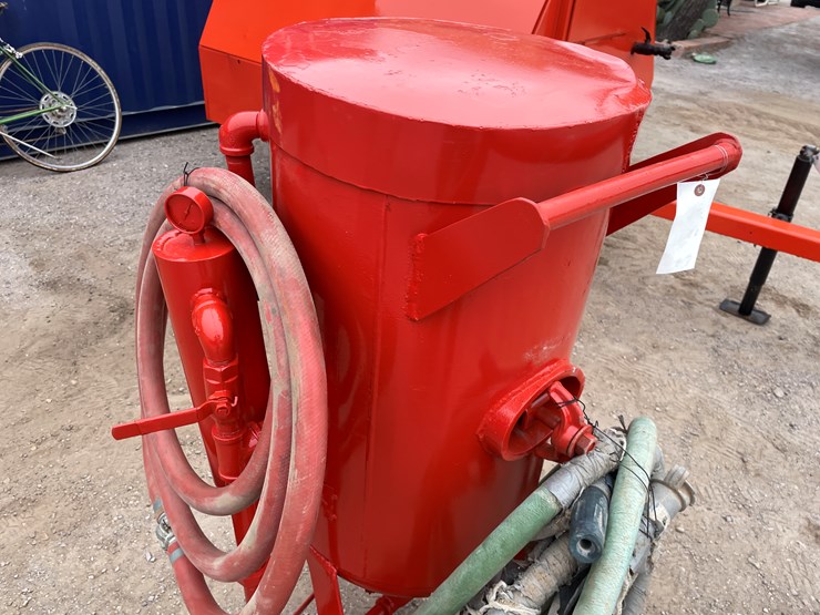 #205-•-sandblaster-and-pot-image-15