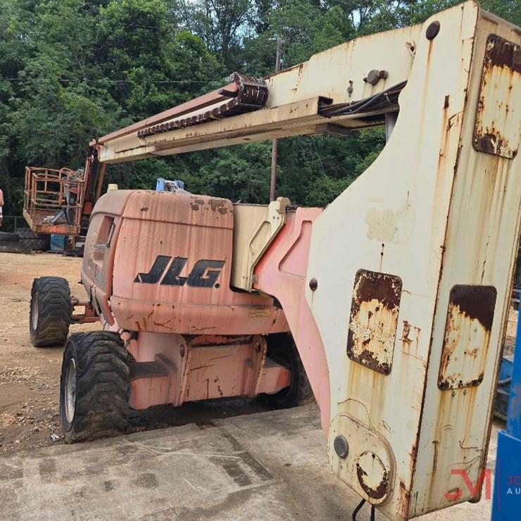 JLG 800AJ