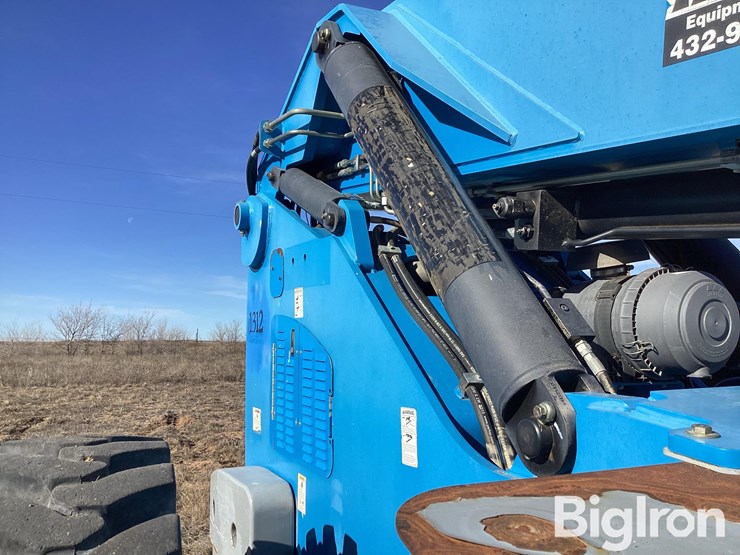 2013-genie-gth1056-image-10