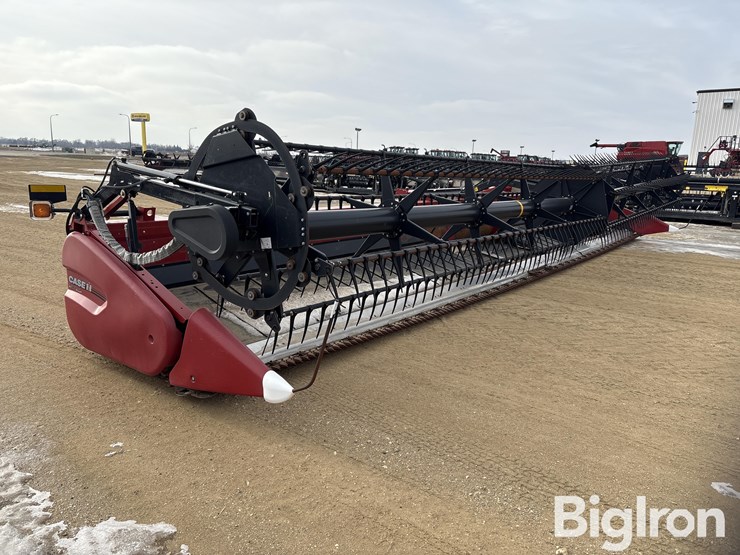 2022-case-ih-3162-image-3