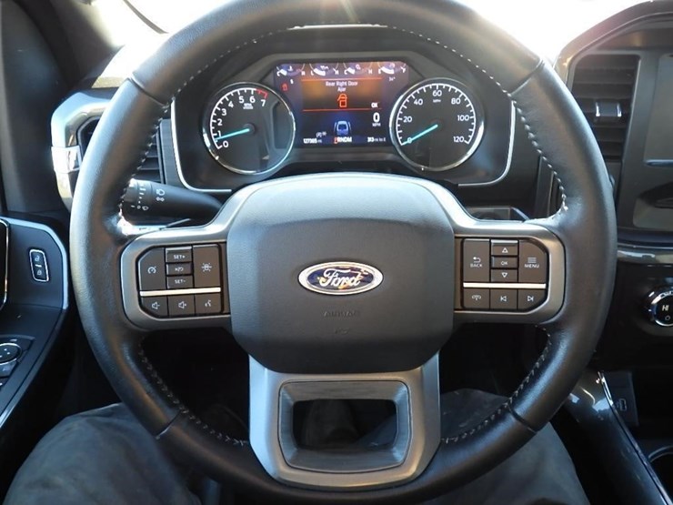 2021-ford-f150-image-17