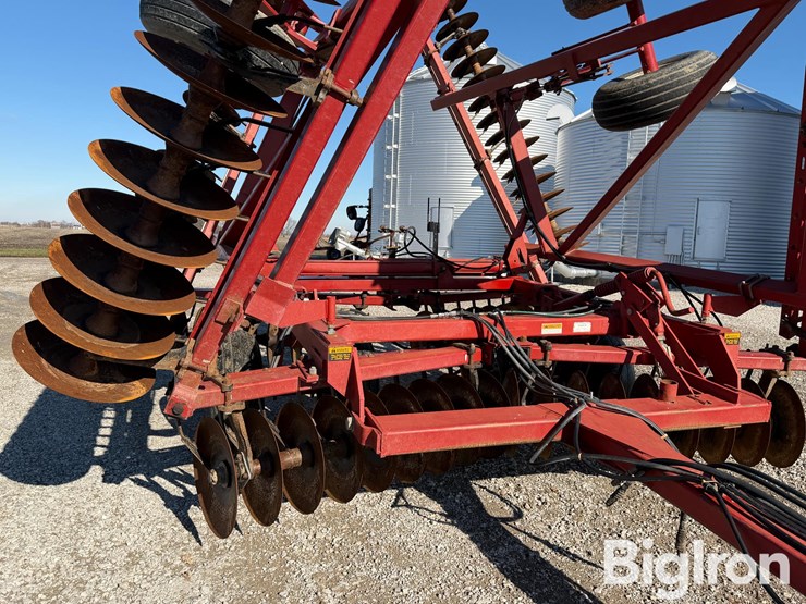 case-ih-3950-image-14