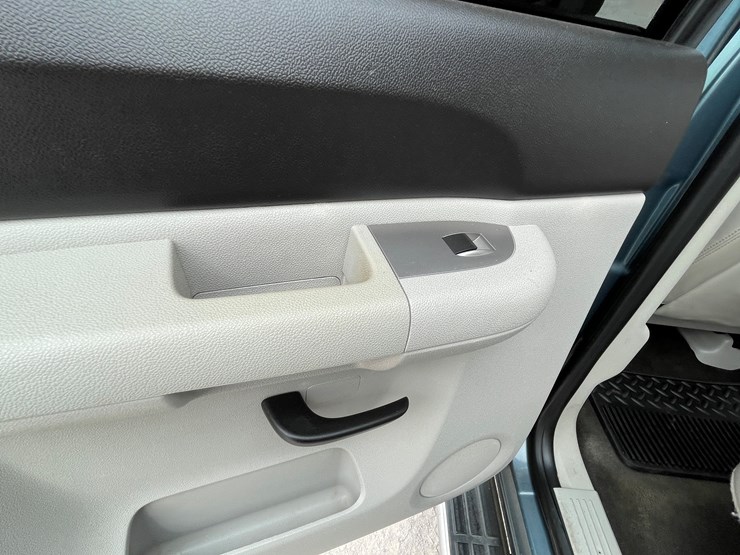 2011-chevrolet-silverado-2500hd-lt-image-109