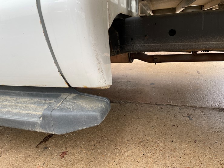 #330-•-2012-f350-super-duty-cab-and-chassis-pickup-(has-wi-title)(custer,-wi)-image-12