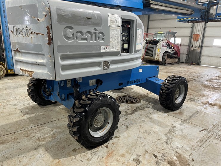 2014-genie-s40-image-38