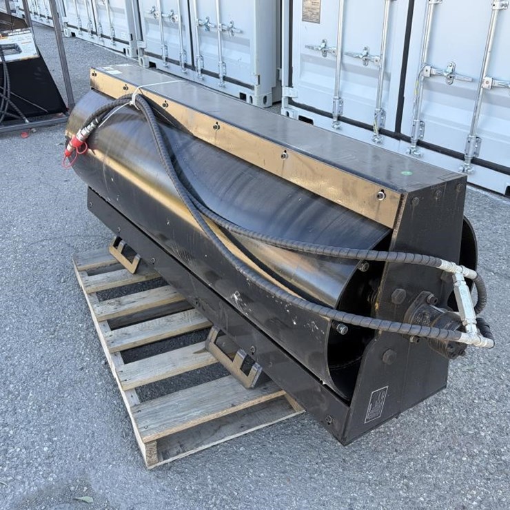 GIYI Skid Steer Roller 72"