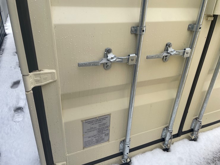 #266-•-20'-standard-shipping-container-(mosinee,-wi)-image-7