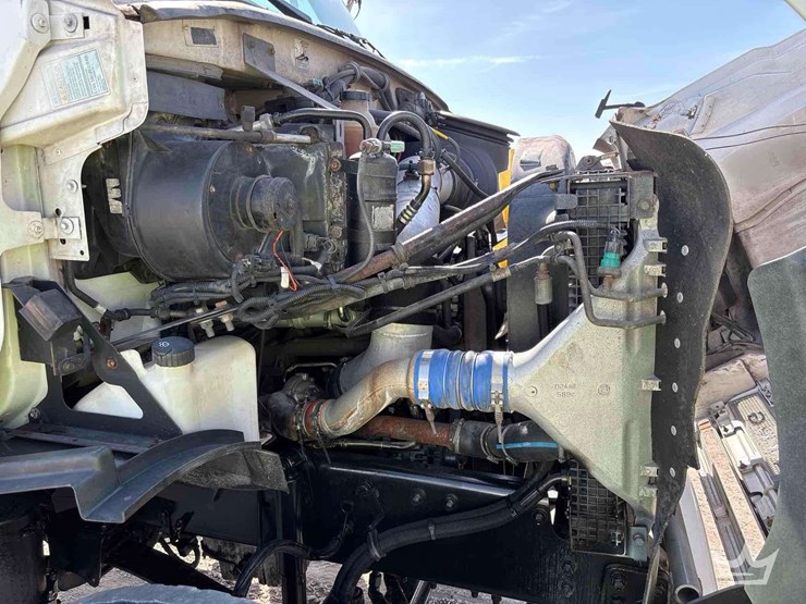 2007-sterling-l7500-image-13