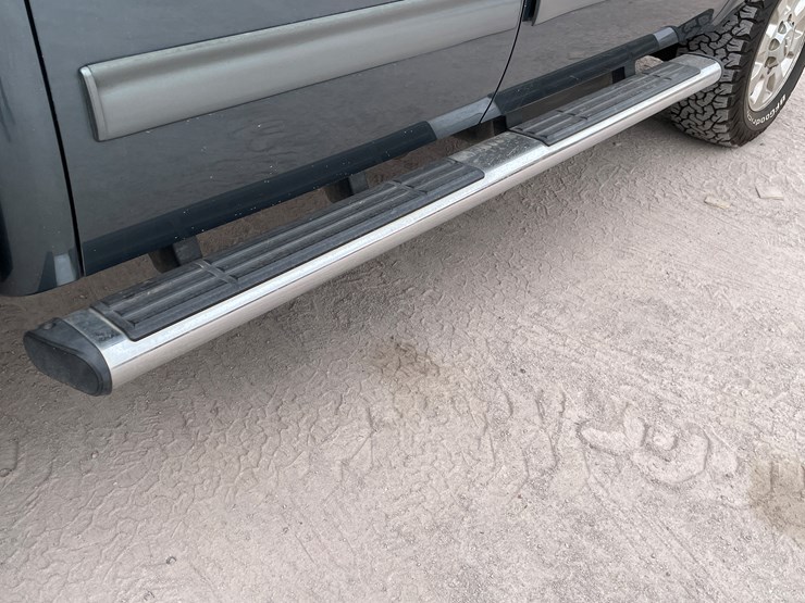 2011-chevrolet-silverado-2500hd-lt-image-30