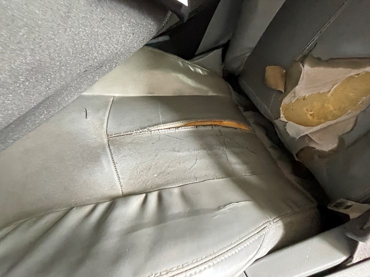 #108-•-2008-chrysler-sebring-(nm-title-in-delay)-image-35