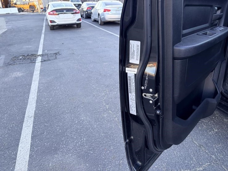 2017-dodge-1500-image-17