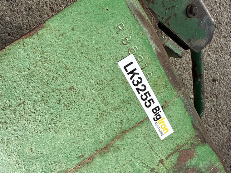 john-deere-8400-image-16