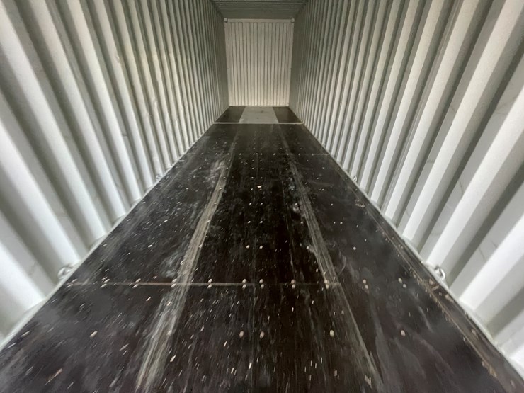 #200b-•-40'-container-image-20