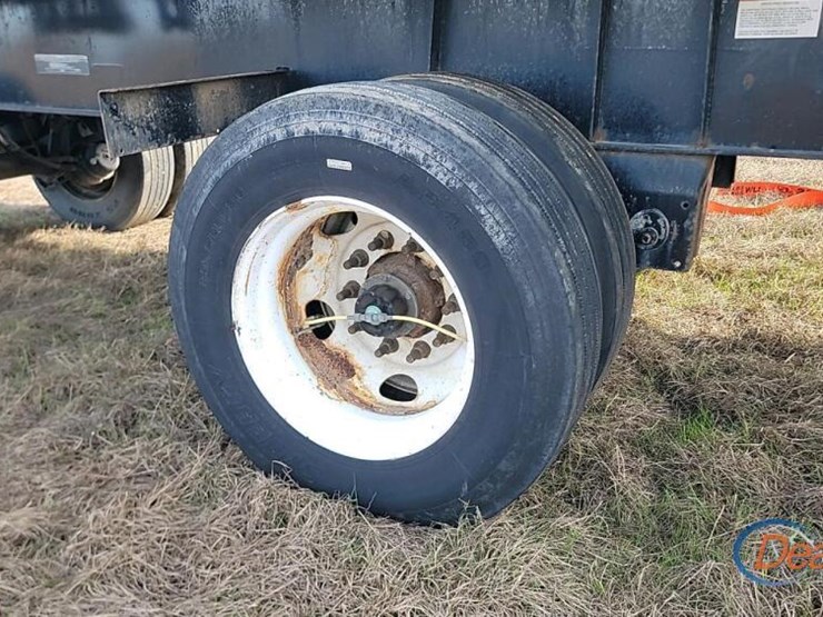 2016-great-dane-flatbed-image-3