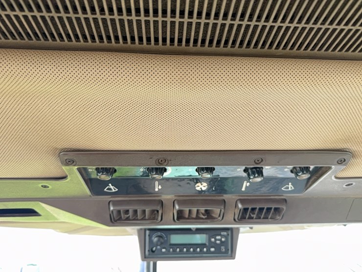 john-deere-4255-image-41