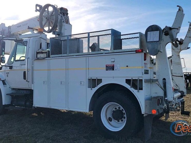 2005-international-durastar-4300-image-3