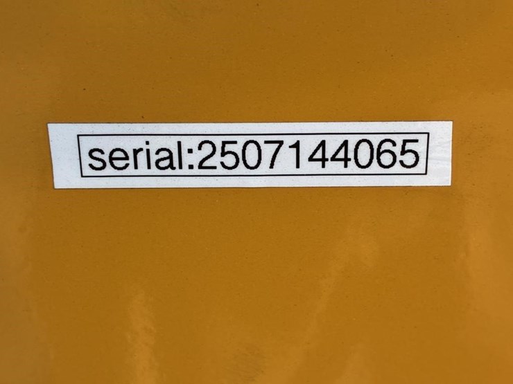 2025-aboss-gh350-skid-steertrack-loader-image-13