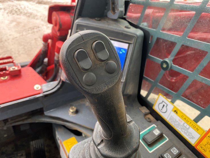 2020-takeuchi-tl10v2-image-38