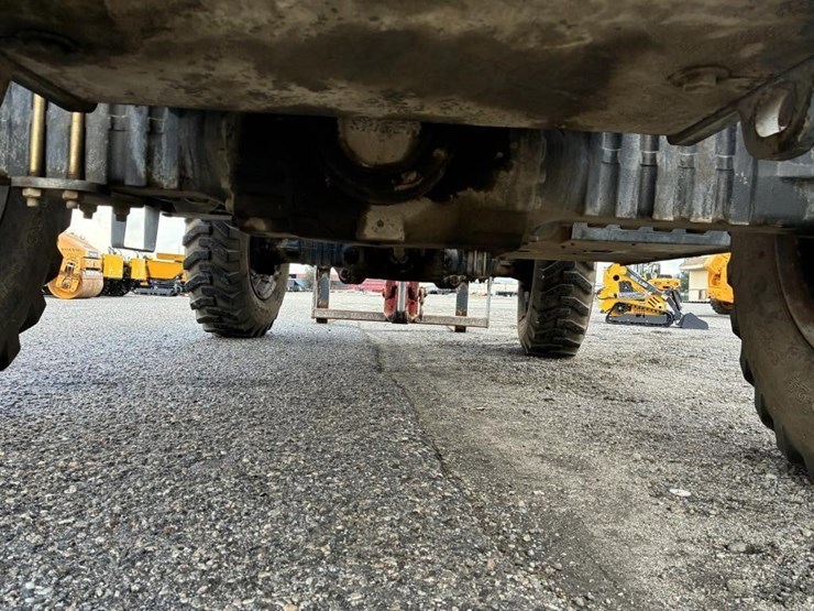 manitou-mt10055-image-12