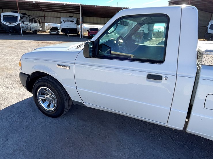 2011-ford-ranger-image-39