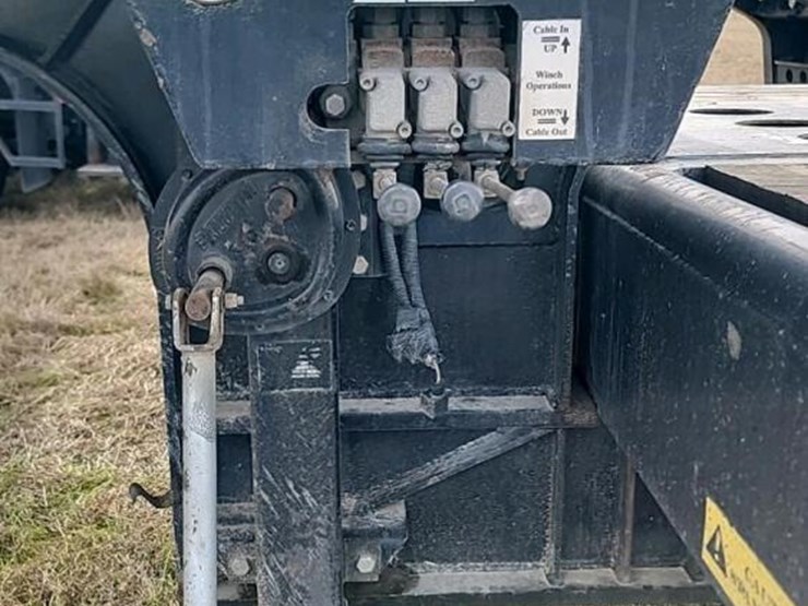 2015-globe-lowboy-image-18