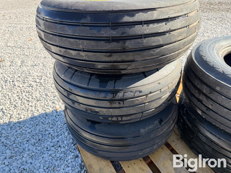 11l-15-tires-&-6-bolt-rims-image-9