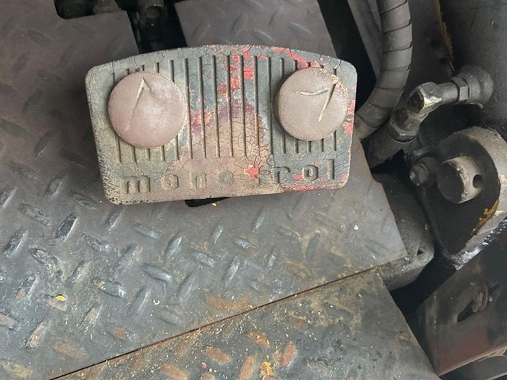 hyster-diesel-forklift-1192-image-16