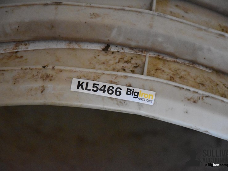 livestock-mineral-tubs/buckets-image-5