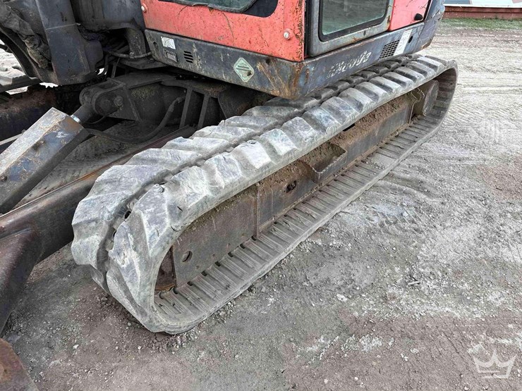 2011-kubota-kx080-3-image-7