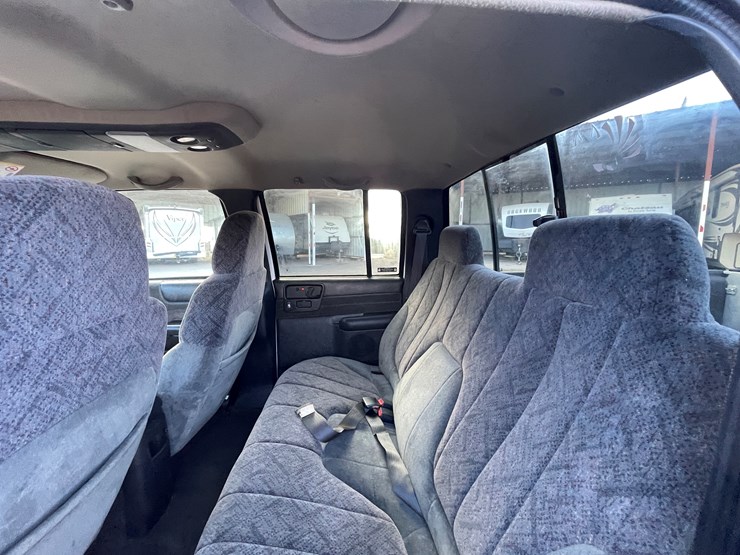 2002-chevrolet-s10-image-26