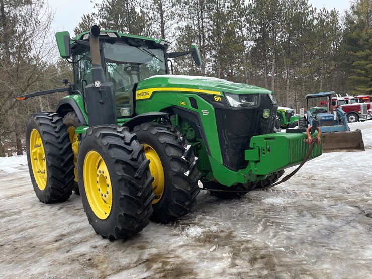 2020-john-deere-8r-340-image-3