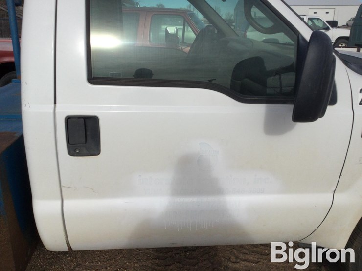 2001-ford-f350-image-8