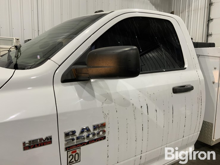 2013-dodge-2500-image-14