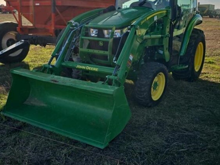 2022-john-deere-3039r-image-15