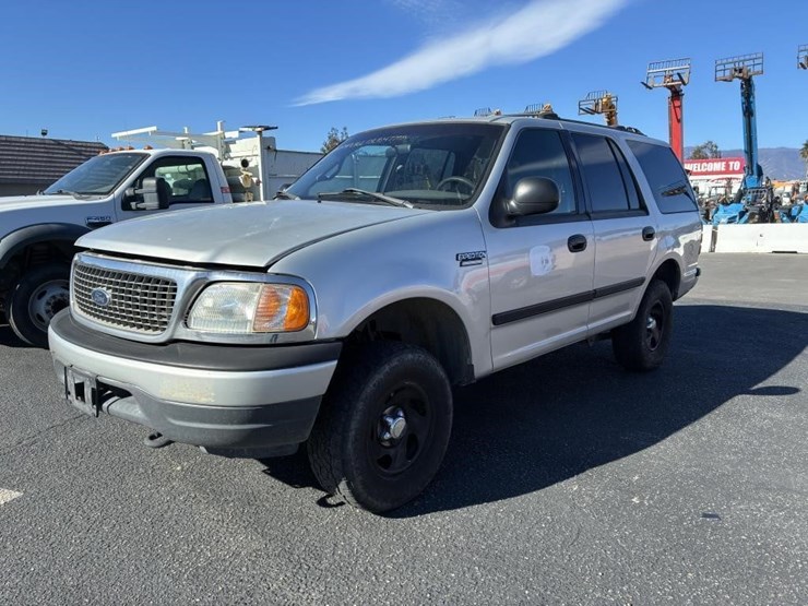 2000-ford-expedition-image-1