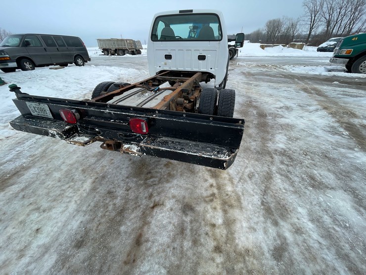 2006-ford-f550-xl-image-31