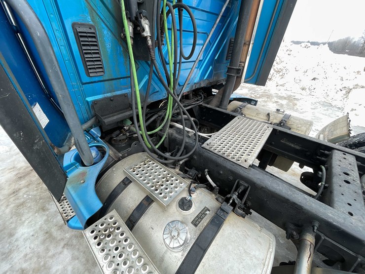 2014-international-prostar-image-49