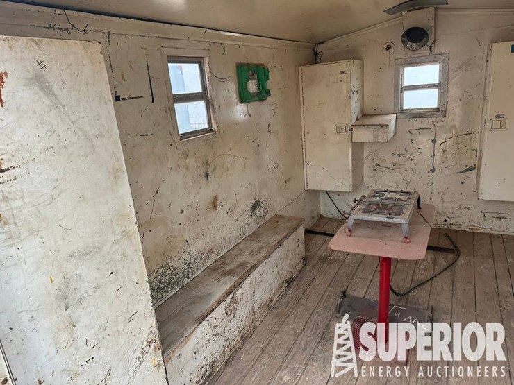 (x)-2007-terry's-trailers-t/a-bp-crewhouse-traile...-image-3