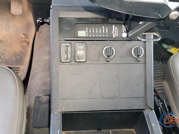 2018-ford-f550-image-28