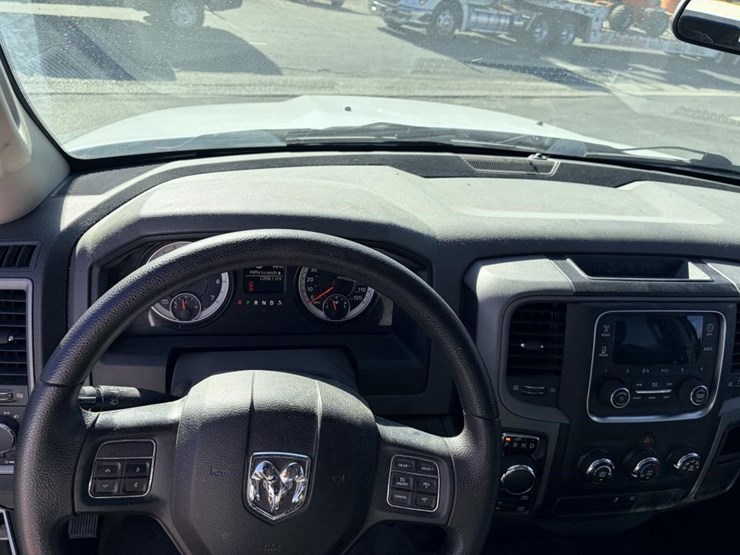 2016-dodge-ram-1500-image-13