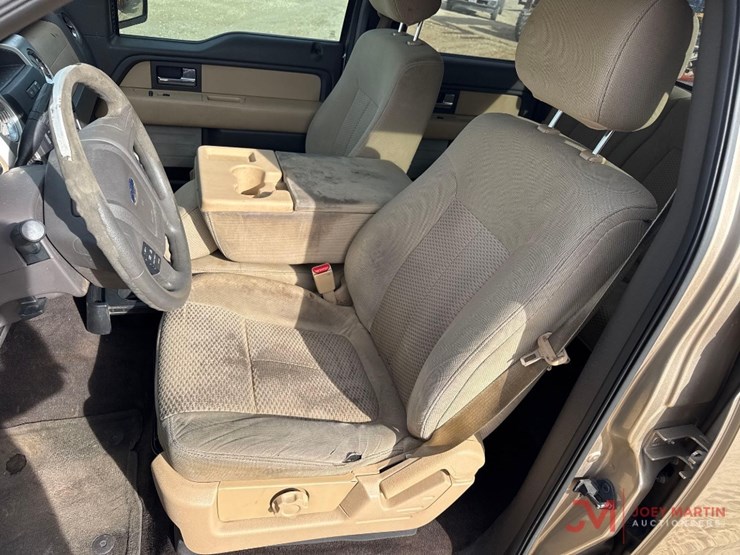 2014-ford-f150-xlt-image-23