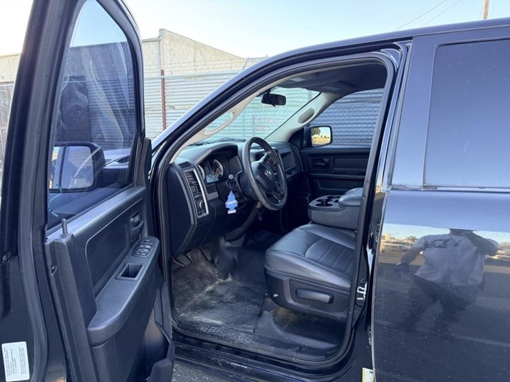 2017-dodge-1500-image-12