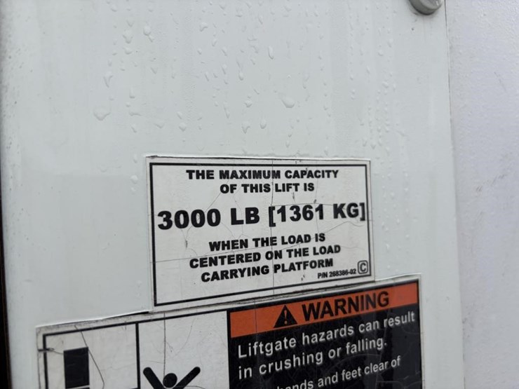 2016-hino-box-truck-image-6