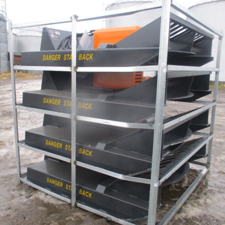 #6655 • 72" Skid Steer Brush Cutter Attachment Unused 2025 Skid Steer Brush Cutter Attachment Weight:776 lbs Hydraulic Flow Required:14-20 gpm Cutting Blades:2 Material Cutting:Up to 3" dia Cutting Width:66 in Wide (Overall):72 in Height (Overall):21.6