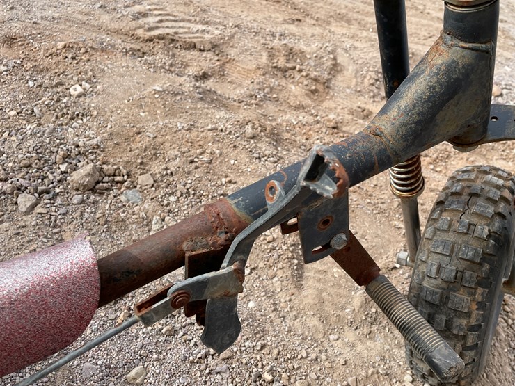 #202-•-three-wheeler-image-35