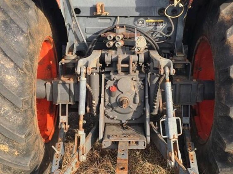 kubota-la1353-image-11