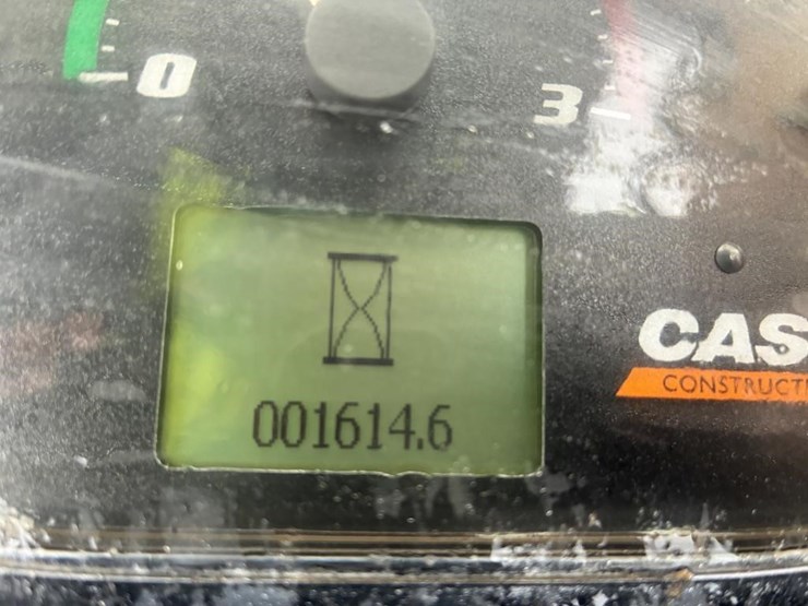 2018-case-580sn-image-26